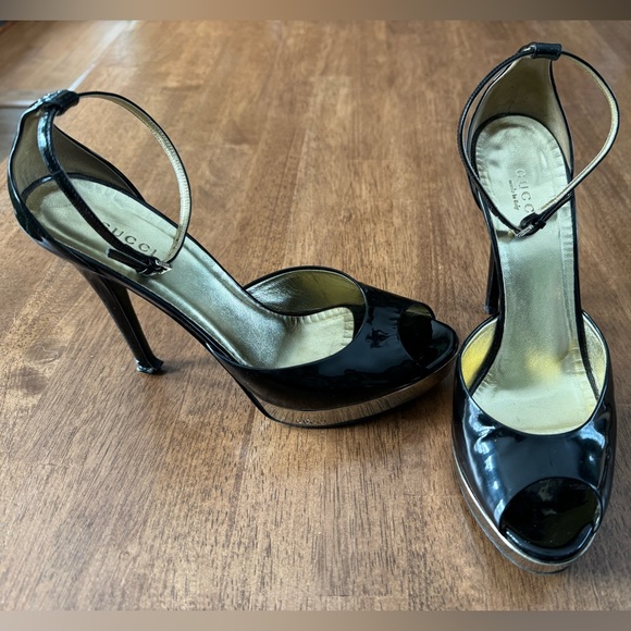 Authentic Gucci Black Patent Siam Ankle Strap Sandals Size 38 - Picture 2 of 6